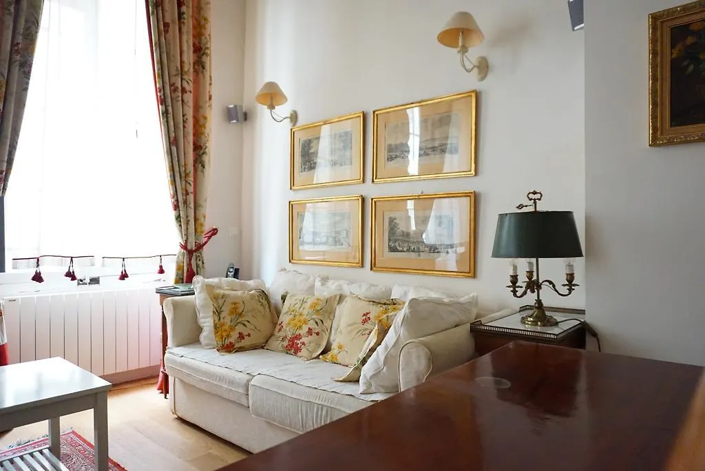 Apartment Rue De Lille 7 *